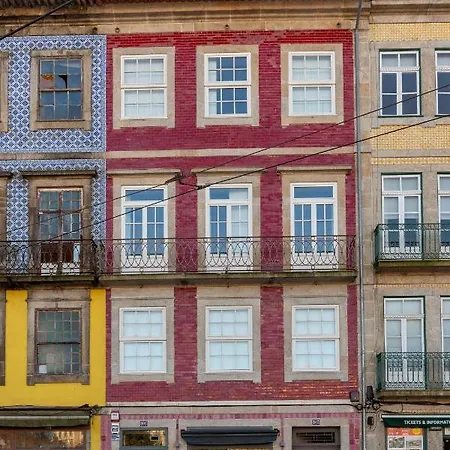 Tripas-coracao, Clerigos Apartment